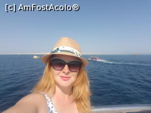 [P02] Selfie cu insula Giftun » foto by Ode19
 - 
<span class="allrVoted glyphicon glyphicon-heart hidden" id="av1094186"></span>
<a class="m-l-10 hidden" id="sv1094186" onclick="voting_Foto_DelVot(,1094186,3529)" role="button">șterge vot <span class="glyphicon glyphicon-remove"></span></a>
<a id="v91094186" class=" c-red"  onclick="voting_Foto_SetVot(1094186)" role="button"><span class="glyphicon glyphicon-heart-empty"></span> <b>LIKE</b> = Votează poza</a> <img class="hidden"  id="f1094186W9" src="/imagini/loader.gif" border="0" /><span class="AjErrMes hidden" id="e1094186ErM"></span>