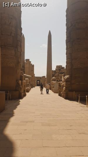 [P21] Templul Karnak - vedere că tre obeliscul lui Hatshepsut » foto by k-lator
 - 
<span class="allrVoted glyphicon glyphicon-heart hidden" id="av1226898"></span>
<a class="m-l-10 hidden" id="sv1226898" onclick="voting_Foto_DelVot(,1226898,3529)" role="button">șterge vot <span class="glyphicon glyphicon-remove"></span></a>
<a id="v91226898" class=" c-red"  onclick="voting_Foto_SetVot(1226898)" role="button"><span class="glyphicon glyphicon-heart-empty"></span> <b>LIKE</b> = Votează poza</a> <img class="hidden"  id="f1226898W9" src="/imagini/loader.gif" border="0" /><span class="AjErrMes hidden" id="e1226898ErM"></span>