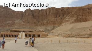 [P15] Deir Al-Bahari - Templul reginei Hatshepsut, profilat pe muntele st&acirc;ncos » foto by k-lator
 - 
<span class="allrVoted glyphicon glyphicon-heart hidden" id="av1227451"></span>
<a class="m-l-10 hidden" id="sv1227451" onclick="voting_Foto_DelVot(,1227451,3529)" role="button">șterge vot <span class="glyphicon glyphicon-remove"></span></a>
<a id="v91227451" class=" c-red"  onclick="voting_Foto_SetVot(1227451)" role="button"><span class="glyphicon glyphicon-heart-empty"></span> <b>LIKE</b> = Votează poza</a> <img class="hidden"  id="f1227451W9" src="/imagini/loader.gif" border="0" /><span class="AjErrMes hidden" id="e1227451ErM"></span>