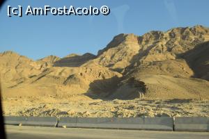 [P04] Pe drum spre Cairo -- doar nisip » foto by gabirom
 - 
<span class="allrVoted glyphicon glyphicon-heart hidden" id="av1226870"></span>
<a class="m-l-10 hidden" id="sv1226870" onclick="voting_Foto_DelVot(,1226870,3529)" role="button">șterge vot <span class="glyphicon glyphicon-remove"></span></a>
<a id="v91226870" class=" c-red"  onclick="voting_Foto_SetVot(1226870)" role="button"><span class="glyphicon glyphicon-heart-empty"></span> <b>LIKE</b> = Votează poza</a> <img class="hidden"  id="f1226870W9" src="/imagini/loader.gif" border="0" /><span class="AjErrMes hidden" id="e1226870ErM"></span>