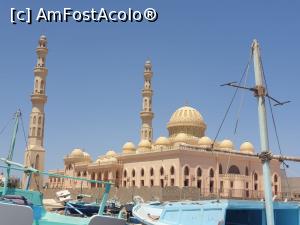 [P01] Hurghada, plaja » foto by ovidiucomsa
 - 
<span class="allrVoted glyphicon glyphicon-heart hidden" id="av1228614"></span>
<a class="m-l-10 hidden" id="sv1228614" onclick="voting_Foto_DelVot(,1228614,3529)" role="button">șterge vot <span class="glyphicon glyphicon-remove"></span></a>
<a id="v91228614" class=" c-red"  onclick="voting_Foto_SetVot(1228614)" role="button"><span class="glyphicon glyphicon-heart-empty"></span> <b>LIKE</b> = Votează poza</a> <img class="hidden"  id="f1228614W9" src="/imagini/loader.gif" border="0" /><span class="AjErrMes hidden" id="e1228614ErM"></span>