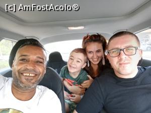 [P13] Cu prietenul Amir Gemy » foto by Roxana Sirbu
 - 
<span class="allrVoted glyphicon glyphicon-heart hidden" id="av1258927"></span>
<a class="m-l-10 hidden" id="sv1258927" onclick="voting_Foto_DelVot(,1258927,3529)" role="button">șterge vot <span class="glyphicon glyphicon-remove"></span></a>
<a id="v91258927" class=" c-red"  onclick="voting_Foto_SetVot(1258927)" role="button"><span class="glyphicon glyphicon-heart-empty"></span> <b>LIKE</b> = Votează poza</a> <img class="hidden"  id="f1258927W9" src="/imagini/loader.gif" border="0" /><span class="AjErrMes hidden" id="e1258927ErM"></span>