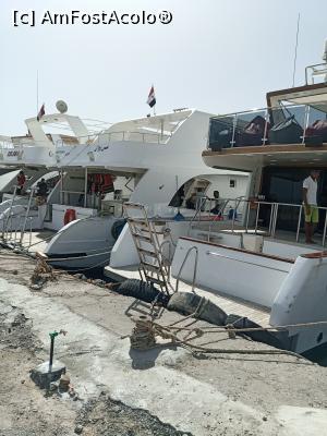 [P01] In portul de Yachturi » foto by gianimary
 - 
<span class="allrVoted glyphicon glyphicon-heart hidden" id="av1279340"></span>
<a class="m-l-10 hidden" id="sv1279340" onclick="voting_Foto_DelVot(,1279340,3529)" role="button">șterge vot <span class="glyphicon glyphicon-remove"></span></a>
<a id="v91279340" class=" c-red"  onclick="voting_Foto_SetVot(1279340)" role="button"><span class="glyphicon glyphicon-heart-empty"></span> <b>LIKE</b> = Votează poza</a> <img class="hidden"  id="f1279340W9" src="/imagini/loader.gif" border="0" /><span class="AjErrMes hidden" id="e1279340ErM"></span>