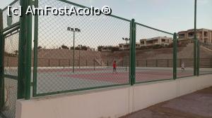 [P04] Teren de tenis in curtea hotelului » foto by criss_bv*
 - 
<span class="allrVoted glyphicon glyphicon-heart hidden" id="av1213598"></span>
<a class="m-l-10 hidden" id="sv1213598" onclick="voting_Foto_DelVot(,1213598,3529)" role="button">șterge vot <span class="glyphicon glyphicon-remove"></span></a>
<a id="v91213598" class=" c-red"  onclick="voting_Foto_SetVot(1213598)" role="button"><span class="glyphicon glyphicon-heart-empty"></span> <b>LIKE</b> = Votează poza</a> <img class="hidden"  id="f1213598W9" src="/imagini/loader.gif" border="0" /><span class="AjErrMes hidden" id="e1213598ErM"></span>
