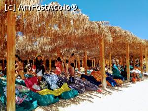 [P13] Pe plajă. Cam &icirc;nghesuit... » foto by Rodel
 - 
<span class="allrVoted glyphicon glyphicon-heart hidden" id="av1229363"></span>
<a class="m-l-10 hidden" id="sv1229363" onclick="voting_Foto_DelVot(,1229363,3529)" role="button">șterge vot <span class="glyphicon glyphicon-remove"></span></a>
<a id="v91229363" class=" c-red"  onclick="voting_Foto_SetVot(1229363)" role="button"><span class="glyphicon glyphicon-heart-empty"></span> <b>LIKE</b> = Votează poza</a> <img class="hidden"  id="f1229363W9" src="/imagini/loader.gif" border="0" /><span class="AjErrMes hidden" id="e1229363ErM"></span>