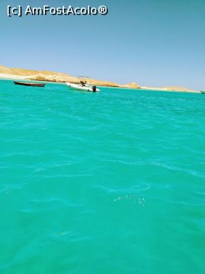 [P08] Altă culoare a mării. » foto by Rodel
 - 
<span class="allrVoted glyphicon glyphicon-heart hidden" id="av1229341"></span>
<a class="m-l-10 hidden" id="sv1229341" onclick="voting_Foto_DelVot(,1229341,3529)" role="button">șterge vot <span class="glyphicon glyphicon-remove"></span></a>
<a id="v91229341" class=" c-red"  onclick="voting_Foto_SetVot(1229341)" role="button"><span class="glyphicon glyphicon-heart-empty"></span> <b>LIKE</b> = Votează poza</a> <img class="hidden"  id="f1229341W9" src="/imagini/loader.gif" border="0" /><span class="AjErrMes hidden" id="e1229341ErM"></span>