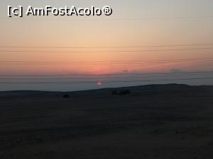 [P01] Răsărit de soare &icirc;n deșert. » foto by maryka
 - 
<span class="allrVoted glyphicon glyphicon-heart hidden" id="av1223836"></span>
<a class="m-l-10 hidden" id="sv1223836" onclick="voting_Foto_DelVot(,1223836,3529)" role="button">șterge vot <span class="glyphicon glyphicon-remove"></span></a>
<a id="v91223836" class=" c-red"  onclick="voting_Foto_SetVot(1223836)" role="button"><span class="glyphicon glyphicon-heart-empty"></span> <b>LIKE</b> = Votează poza</a> <img class="hidden"  id="f1223836W9" src="/imagini/loader.gif" border="0" /><span class="AjErrMes hidden" id="e1223836ErM"></span>