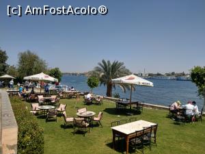 [P21] Frumoasa terasă de la Cairo Plaza unde am servit pr&acirc;nzul la Luxor. » foto by maryka
 - 
<span class="allrVoted glyphicon glyphicon-heart hidden" id="av1223856"></span>
<a class="m-l-10 hidden" id="sv1223856" onclick="voting_Foto_DelVot(,1223856,3529)" role="button">șterge vot <span class="glyphicon glyphicon-remove"></span></a>
<a id="v91223856" class=" c-red"  onclick="voting_Foto_SetVot(1223856)" role="button"><span class="glyphicon glyphicon-heart-empty"></span> <b>LIKE</b> = Votează poza</a> <img class="hidden"  id="f1223856W9" src="/imagini/loader.gif" border="0" /><span class="AjErrMes hidden" id="e1223856ErM"></span>