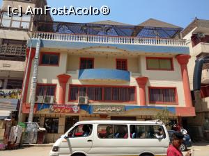 [P38] Luxor, pe străzile din oraș. » foto by maryka
 - 
<span class="allrVoted glyphicon glyphicon-heart hidden" id="av1223873"></span>
<a class="m-l-10 hidden" id="sv1223873" onclick="voting_Foto_DelVot(,1223873,3529)" role="button">șterge vot <span class="glyphicon glyphicon-remove"></span></a>
<a id="v91223873" class=" c-red"  onclick="voting_Foto_SetVot(1223873)" role="button"><span class="glyphicon glyphicon-heart-empty"></span> <b>LIKE</b> = Votează poza</a> <img class="hidden"  id="f1223873W9" src="/imagini/loader.gif" border="0" /><span class="AjErrMes hidden" id="e1223873ErM"></span>