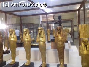 [P11] Statuete de aur din muzeu » foto by fan bulgaria
 - 
<span class="allrVoted glyphicon glyphicon-heart hidden" id="av1104478"></span>
<a class="m-l-10 hidden" id="sv1104478" onclick="voting_Foto_DelVot(,1104478,3529)" role="button">șterge vot <span class="glyphicon glyphicon-remove"></span></a>
<a id="v91104478" class=" c-red"  onclick="voting_Foto_SetVot(1104478)" role="button"><span class="glyphicon glyphicon-heart-empty"></span> <b>LIKE</b> = Votează poza</a> <img class="hidden"  id="f1104478W9" src="/imagini/loader.gif" border="0" /><span class="AjErrMes hidden" id="e1104478ErM"></span>