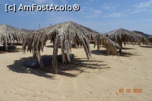 [P14] umbrelute de paie » foto by vacantamea2012
 - 
<span class="allrVoted glyphicon glyphicon-heart hidden" id="av1197074"></span>
<a class="m-l-10 hidden" id="sv1197074" onclick="voting_Foto_DelVot(,1197074,3529)" role="button">șterge vot <span class="glyphicon glyphicon-remove"></span></a>
<a id="v91197074" class=" c-red"  onclick="voting_Foto_SetVot(1197074)" role="button"><span class="glyphicon glyphicon-heart-empty"></span> <b>LIKE</b> = Votează poza</a> <img class="hidden"  id="f1197074W9" src="/imagini/loader.gif" border="0" /><span class="AjErrMes hidden" id="e1197074ErM"></span>