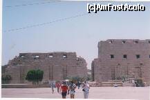 [P17] Langa templul din Karnak » foto by presario
 - 
<span class="allrVoted glyphicon glyphicon-heart hidden" id="av136141"></span>
<a class="m-l-10 hidden" id="sv136141" onclick="voting_Foto_DelVot(,136141,3529)" role="button">șterge vot <span class="glyphicon glyphicon-remove"></span></a>
<a id="v9136141" class=" c-red"  onclick="voting_Foto_SetVot(136141)" role="button"><span class="glyphicon glyphicon-heart-empty"></span> <b>LIKE</b> = Votează poza</a> <img class="hidden"  id="f136141W9" src="/imagini/loader.gif" border="0" /><span class="AjErrMes hidden" id="e136141ErM"></span>