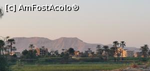 [P42] Plimbare pe Nil la Luxor - spre Banana Island.  » foto by Aurici
 - 
<span class="allrVoted glyphicon glyphicon-heart hidden" id="av1158290"></span>
<a class="m-l-10 hidden" id="sv1158290" onclick="voting_Foto_DelVot(,1158290,3529)" role="button">șterge vot <span class="glyphicon glyphicon-remove"></span></a>
<a id="v91158290" class=" c-red"  onclick="voting_Foto_SetVot(1158290)" role="button"><span class="glyphicon glyphicon-heart-empty"></span> <b>LIKE</b> = Votează poza</a> <img class="hidden"  id="f1158290W9" src="/imagini/loader.gif" border="0" /><span class="AjErrMes hidden" id="e1158290ErM"></span>