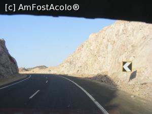 [P06] Printre munti spre Qena » foto by ioana74
 - 
<span class="allrVoted glyphicon glyphicon-heart hidden" id="av1040141"></span>
<a class="m-l-10 hidden" id="sv1040141" onclick="voting_Foto_DelVot(,1040141,3529)" role="button">șterge vot <span class="glyphicon glyphicon-remove"></span></a>
<a id="v91040141" class=" c-red"  onclick="voting_Foto_SetVot(1040141)" role="button"><span class="glyphicon glyphicon-heart-empty"></span> <b>LIKE</b> = Votează poza</a> <img class="hidden"  id="f1040141W9" src="/imagini/loader.gif" border="0" /><span class="AjErrMes hidden" id="e1040141ErM"></span>