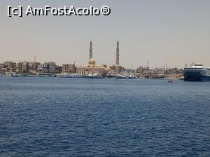 [P02] Poza facuta de pe submarin » foto by soacramea13
 - 
<span class="allrVoted glyphicon glyphicon-heart hidden" id="av876405"></span>
<a class="m-l-10 hidden" id="sv876405" onclick="voting_Foto_DelVot(,876405,3529)" role="button">șterge vot <span class="glyphicon glyphicon-remove"></span></a>
<a id="v9876405" class=" c-red"  onclick="voting_Foto_SetVot(876405)" role="button"><span class="glyphicon glyphicon-heart-empty"></span> <b>LIKE</b> = Votează poza</a> <img class="hidden"  id="f876405W9" src="/imagini/loader.gif" border="0" /><span class="AjErrMes hidden" id="e876405ErM"></span>