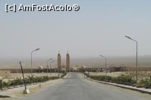 [P01] Drumul spre manastire este impecabil » foto by barzoica*
 - 
<span class="allrVoted glyphicon glyphicon-heart hidden" id="av1004553"></span>
<a class="m-l-10 hidden" id="sv1004553" onclick="voting_Foto_DelVot(,1004553,3529)" role="button">șterge vot <span class="glyphicon glyphicon-remove"></span></a>
<a id="v91004553" class=" c-red"  onclick="voting_Foto_SetVot(1004553)" role="button"><span class="glyphicon glyphicon-heart-empty"></span> <b>LIKE</b> = Votează poza</a> <img class="hidden"  id="f1004553W9" src="/imagini/loader.gif" border="0" /><span class="AjErrMes hidden" id="e1004553ErM"></span>