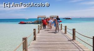 [P10] Nici o ambarcatiune nu se poate apropia de plaja, pentru a te imbarca trebuie sa strabati un ponton lung, lung » foto by dorgo
 - 
<span class="allrVoted glyphicon glyphicon-heart hidden" id="av1074718"></span>
<a class="m-l-10 hidden" id="sv1074718" onclick="voting_Foto_DelVot(,1074718,3529)" role="button">șterge vot <span class="glyphicon glyphicon-remove"></span></a>
<a id="v91074718" class=" c-red"  onclick="voting_Foto_SetVot(1074718)" role="button"><span class="glyphicon glyphicon-heart-empty"></span> <b>LIKE</b> = Votează poza</a> <img class="hidden"  id="f1074718W9" src="/imagini/loader.gif" border="0" /><span class="AjErrMes hidden" id="e1074718ErM"></span>