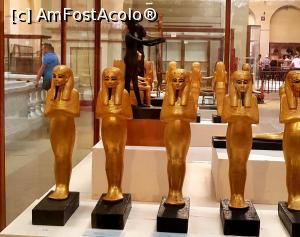 [P05] Statuete din aur » foto by dorgo
 - 
<span class="allrVoted glyphicon glyphicon-heart hidden" id="av1075576"></span>
<a class="m-l-10 hidden" id="sv1075576" onclick="voting_Foto_DelVot(,1075576,3529)" role="button">șterge vot <span class="glyphicon glyphicon-remove"></span></a>
<a id="v91075576" class=" c-red"  onclick="voting_Foto_SetVot(1075576)" role="button"><span class="glyphicon glyphicon-heart-empty"></span> <b>LIKE</b> = Votează poza</a> <img class="hidden"  id="f1075576W9" src="/imagini/loader.gif" border="0" /><span class="AjErrMes hidden" id="e1075576ErM"></span>