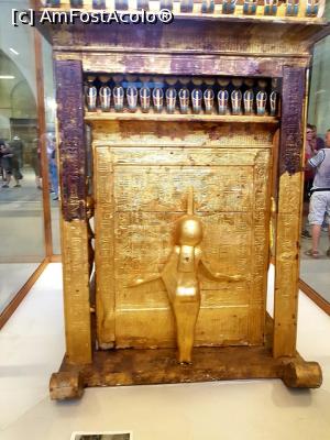 [P07] Sarcofag din aur » foto by dorgo
 - 
<span class="allrVoted glyphicon glyphicon-heart hidden" id="av1075578"></span>
<a class="m-l-10 hidden" id="sv1075578" onclick="voting_Foto_DelVot(,1075578,3529)" role="button">șterge vot <span class="glyphicon glyphicon-remove"></span></a>
<a id="v91075578" class=" c-red"  onclick="voting_Foto_SetVot(1075578)" role="button"><span class="glyphicon glyphicon-heart-empty"></span> <b>LIKE</b> = Votează poza</a> <img class="hidden"  id="f1075578W9" src="/imagini/loader.gif" border="0" /><span class="AjErrMes hidden" id="e1075578ErM"></span>