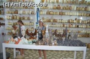 [P25] Andrada in fabrica de alabastru » foto by robocapady
 - 
<span class="allrVoted glyphicon glyphicon-heart hidden" id="av1054723"></span>
<a class="m-l-10 hidden" id="sv1054723" onclick="voting_Foto_DelVot(,1054723,3529)" role="button">șterge vot <span class="glyphicon glyphicon-remove"></span></a>
<a id="v91054723" class=" c-red"  onclick="voting_Foto_SetVot(1054723)" role="button"><span class="glyphicon glyphicon-heart-empty"></span> <b>LIKE</b> = Votează poza</a> <img class="hidden"  id="f1054723W9" src="/imagini/loader.gif" border="0" /><span class="AjErrMes hidden" id="e1054723ErM"></span>