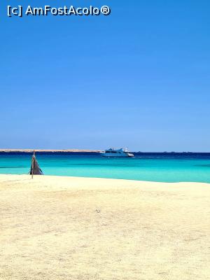 [P09] Paradise beach » foto by maldinutza
 - 
<span class="allrVoted glyphicon glyphicon-heart hidden" id="av1225030"></span>
<a class="m-l-10 hidden" id="sv1225030" onclick="voting_Foto_DelVot(,1225030,3529)" role="button">șterge vot <span class="glyphicon glyphicon-remove"></span></a>
<a id="v91225030" class=" c-red"  onclick="voting_Foto_SetVot(1225030)" role="button"><span class="glyphicon glyphicon-heart-empty"></span> <b>LIKE</b> = Votează poza</a> <img class="hidden"  id="f1225030W9" src="/imagini/loader.gif" border="0" /><span class="AjErrMes hidden" id="e1225030ErM"></span>