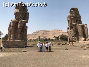 [P15] Colosii lui Memnon » foto by adina2496
 - 
<span class="allrVoted glyphicon glyphicon-heart hidden" id="av1252240"></span>
<a class="m-l-10 hidden" id="sv1252240" onclick="voting_Foto_DelVot(,1252240,3529)" role="button">șterge vot <span class="glyphicon glyphicon-remove"></span></a>
<a id="v91252240" class=" c-red"  onclick="voting_Foto_SetVot(1252240)" role="button"><span class="glyphicon glyphicon-heart-empty"></span> <b>LIKE</b> = Votează poza</a> <img class="hidden"  id="f1252240W9" src="/imagini/loader.gif" border="0" /><span class="AjErrMes hidden" id="e1252240ErM"></span>