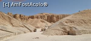 [P15] Luxor, Valea Regilor » foto by florentina02
 - 
<span class="allrVoted glyphicon glyphicon-heart hidden" id="av1298302"></span>
<a class="m-l-10 hidden" id="sv1298302" onclick="voting_Foto_DelVot(,1298302,3529)" role="button">șterge vot <span class="glyphicon glyphicon-remove"></span></a>
<a id="v91298302" class=" c-red"  onclick="voting_Foto_SetVot(1298302)" role="button"><span class="glyphicon glyphicon-heart-empty"></span> <b>LIKE</b> = Votează poza</a> <img class="hidden"  id="f1298302W9" src="/imagini/loader.gif" border="0" /><span class="AjErrMes hidden" id="e1298302ErM"></span>