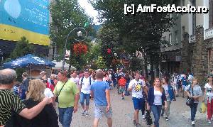 [P07] Aglomeraţie pe strada comercială Krupowki din Zakopane, Polonia.  » foto by traian.leuca †
 - 
<span class="allrVoted glyphicon glyphicon-heart hidden" id="av488650"></span>
<a class="m-l-10 hidden" id="sv488650" onclick="voting_Foto_DelVot(,488650,3535)" role="button">șterge vot <span class="glyphicon glyphicon-remove"></span></a>
<a id="v9488650" class=" c-red"  onclick="voting_Foto_SetVot(488650)" role="button"><span class="glyphicon glyphicon-heart-empty"></span> <b>LIKE</b> = Votează poza</a> <img class="hidden"  id="f488650W9" src="/imagini/loader.gif" border="0" /><span class="AjErrMes hidden" id="e488650ErM"></span>