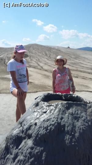 [P05] Con cu crater cu noroi » foto by raducondurache
 - 
<span class="allrVoted glyphicon glyphicon-heart hidden" id="av873944"></span>
<a class="m-l-10 hidden" id="sv873944" onclick="voting_Foto_DelVot(,873944,3566)" role="button">șterge vot <span class="glyphicon glyphicon-remove"></span></a>
<a id="v9873944" class=" c-red"  onclick="voting_Foto_SetVot(873944)" role="button"><span class="glyphicon glyphicon-heart-empty"></span> <b>LIKE</b> = Votează poza</a> <img class="hidden"  id="f873944W9" src="/imagini/loader.gif" border="0" /><span class="AjErrMes hidden" id="e873944ErM"></span>