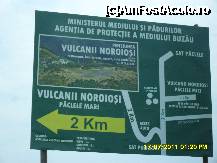 [P12] noi am mers deci spre Paclele Mici, va recomand sa mergeti in partea stanga, imediat langa acest indicator se vireaza spre stanga. » foto by adryana
 - 
<span class="allrVoted glyphicon glyphicon-heart hidden" id="av235901"></span>
<a class="m-l-10 hidden" id="sv235901" onclick="voting_Foto_DelVot(,235901,3566)" role="button">șterge vot <span class="glyphicon glyphicon-remove"></span></a>
<a id="v9235901" class=" c-red"  onclick="voting_Foto_SetVot(235901)" role="button"><span class="glyphicon glyphicon-heart-empty"></span> <b>LIKE</b> = Votează poza</a> <img class="hidden"  id="f235901W9" src="/imagini/loader.gif" border="0" /><span class="AjErrMes hidden" id="e235901ErM"></span>