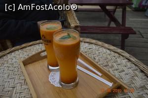 [P28] , Fresh de cătină, . Unic în țară după cum spune proprietarul. Gratuit pentru șoferi, 7 lei pentru, ceilalți, . Nu îl recomand, nici chiar, pe degeaba, .  » foto by KSV
 - 
<span class="allrVoted glyphicon glyphicon-heart hidden" id="av1072277"></span>
<a class="m-l-10 hidden" id="sv1072277" onclick="voting_Foto_DelVot(,1072277,3566)" role="button">șterge vot <span class="glyphicon glyphicon-remove"></span></a>
<a id="v91072277" class=" c-red"  onclick="voting_Foto_SetVot(1072277)" role="button"><span class="glyphicon glyphicon-heart-empty"></span> <b>LIKE</b> = Votează poza</a> <img class="hidden"  id="f1072277W9" src="/imagini/loader.gif" border="0" /><span class="AjErrMes hidden" id="e1072277ErM"></span>