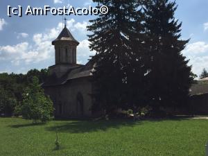 [P11] Biserica Sf. Vineri » foto by Dan&Ema
 - 
<span class="allrVoted glyphicon glyphicon-heart hidden" id="av1150843"></span>
<a class="m-l-10 hidden" id="sv1150843" onclick="voting_Foto_DelVot(,1150843,3568)" role="button">șterge vot <span class="glyphicon glyphicon-remove"></span></a>
<a id="v91150843" class=" c-red"  onclick="voting_Foto_SetVot(1150843)" role="button"><span class="glyphicon glyphicon-heart-empty"></span> <b>LIKE</b> = Votează poza</a> <img class="hidden"  id="f1150843W9" src="/imagini/loader.gif" border="0" /><span class="AjErrMes hidden" id="e1150843ErM"></span>