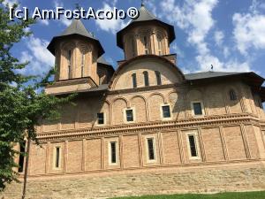 [P09] Biserica Mare Domneasca » foto by Dan&Ema
 - 
<span class="allrVoted glyphicon glyphicon-heart hidden" id="av1150840"></span>
<a class="m-l-10 hidden" id="sv1150840" onclick="voting_Foto_DelVot(,1150840,3568)" role="button">șterge vot <span class="glyphicon glyphicon-remove"></span></a>
<a id="v91150840" class=" c-red"  onclick="voting_Foto_SetVot(1150840)" role="button"><span class="glyphicon glyphicon-heart-empty"></span> <b>LIKE</b> = Votează poza</a> <img class="hidden"  id="f1150840W9" src="/imagini/loader.gif" border="0" /><span class="AjErrMes hidden" id="e1150840ErM"></span>