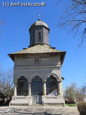[P18] Biserica „Nașterea Maicii Domnului” (1706) - Doicești, Dâmbovița.  » foto by tata123 🔱
 - 
<span class="allrVoted glyphicon glyphicon-heart hidden" id="av846686"></span>
<a class="m-l-10 hidden" id="sv846686" onclick="voting_Foto_DelVot(,846686,3568)" role="button">șterge vot <span class="glyphicon glyphicon-remove"></span></a>
<a id="v9846686" class=" c-red"  onclick="voting_Foto_SetVot(846686)" role="button"><span class="glyphicon glyphicon-heart-empty"></span> <b>LIKE</b> = Votează poza</a> <img class="hidden"  id="f846686W9" src="/imagini/loader.gif" border="0" /><span class="AjErrMes hidden" id="e846686ErM"></span>