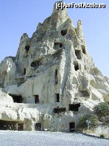[P19] Cappadocia – Privite din experior, asa arata locuintele vechilor cappadocieni. » foto by iulianic
 - 
<span class="allrVoted glyphicon glyphicon-heart hidden" id="av273105"></span>
<a class="m-l-10 hidden" id="sv273105" onclick="voting_Foto_DelVot(,273105,3573)" role="button">șterge vot <span class="glyphicon glyphicon-remove"></span></a>
<a id="v9273105" class=" c-red"  onclick="voting_Foto_SetVot(273105)" role="button"><span class="glyphicon glyphicon-heart-empty"></span> <b>LIKE</b> = Votează poza</a> <img class="hidden"  id="f273105W9" src="/imagini/loader.gif" border="0" /><span class="AjErrMes hidden" id="e273105ErM"></span>