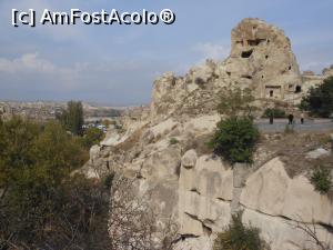 [P15] Göreme - Muzeul în aer liber. În depărtare, parcarea. » foto by iulianic
 - 
<span class="allrVoted glyphicon glyphicon-heart hidden" id="av1123375"></span>
<a class="m-l-10 hidden" id="sv1123375" onclick="voting_Foto_DelVot(,1123375,3573)" role="button">șterge vot <span class="glyphicon glyphicon-remove"></span></a>
<a id="v91123375" class=" c-red"  onclick="voting_Foto_SetVot(1123375)" role="button"><span class="glyphicon glyphicon-heart-empty"></span> <b>LIKE</b> = Votează poza</a> <img class="hidden"  id="f1123375W9" src="/imagini/loader.gif" border="0" /><span class="AjErrMes hidden" id="e1123375ErM"></span>
