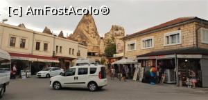 [P12] Goreme - Strada comerciala » foto by Bujie
 - 
<span class="allrVoted glyphicon glyphicon-heart hidden" id="av1088793"></span>
<a class="m-l-10 hidden" id="sv1088793" onclick="voting_Foto_DelVot(,1088793,3573)" role="button">șterge vot <span class="glyphicon glyphicon-remove"></span></a>
<a id="v91088793" class=" c-red"  onclick="voting_Foto_SetVot(1088793)" role="button"><span class="glyphicon glyphicon-heart-empty"></span> <b>LIKE</b> = Votează poza</a> <img class="hidden"  id="f1088793W9" src="/imagini/loader.gif" border="0" /><span class="AjErrMes hidden" id="e1088793ErM"></span>