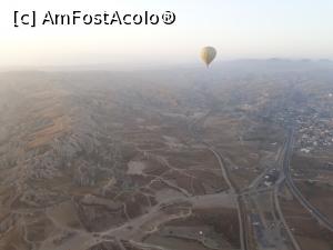 [P22] Zborul cu balonul. Aici eram destul de sus.  » foto by Aurici
 - 
<span class="allrVoted glyphicon glyphicon-heart hidden" id="av1056510"></span>
<a class="m-l-10 hidden" id="sv1056510" onclick="voting_Foto_DelVot(,1056510,3573)" role="button">șterge vot <span class="glyphicon glyphicon-remove"></span></a>
<a id="v91056510" class=" c-red"  onclick="voting_Foto_SetVot(1056510)" role="button"><span class="glyphicon glyphicon-heart-empty"></span> <b>LIKE</b> = Votează poza</a> <img class="hidden"  id="f1056510W9" src="/imagini/loader.gif" border="0" /><span class="AjErrMes hidden" id="e1056510ErM"></span>