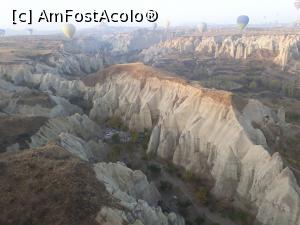 [P25] În balon, deasupra Cappadociei.  » foto by Aurici
 - 
<span class="allrVoted glyphicon glyphicon-heart hidden" id="av1056513"></span>
<a class="m-l-10 hidden" id="sv1056513" onclick="voting_Foto_DelVot(,1056513,3573)" role="button">șterge vot <span class="glyphicon glyphicon-remove"></span></a>
<a id="v91056513" class=" c-red"  onclick="voting_Foto_SetVot(1056513)" role="button"><span class="glyphicon glyphicon-heart-empty"></span> <b>LIKE</b> = Votează poza</a> <img class="hidden"  id="f1056513W9" src="/imagini/loader.gif" border="0" /><span class="AjErrMes hidden" id="e1056513ErM"></span>