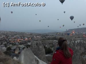 [P59] Spectacolul baloanelor de pe platforma din Göreme.  » foto by Aurici
 - 
<span class="allrVoted glyphicon glyphicon-heart hidden" id="av1056561"></span>
<a class="m-l-10 hidden" id="sv1056561" onclick="voting_Foto_DelVot(,1056561,3573)" role="button">șterge vot <span class="glyphicon glyphicon-remove"></span></a>
<a id="v91056561" class=" c-red"  onclick="voting_Foto_SetVot(1056561)" role="button"><span class="glyphicon glyphicon-heart-empty"></span> <b>LIKE</b> = Votează poza</a> <img class="hidden"  id="f1056561W9" src="/imagini/loader.gif" border="0" /><span class="AjErrMes hidden" id="e1056561ErM"></span>