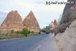 [P111] Iesirea din Goreme, spre Muzeul in aer liber » foto by nickro
 - 
<span class="allrVoted glyphicon glyphicon-heart hidden" id="av509780"></span>
<a class="m-l-10 hidden" id="sv509780" onclick="voting_Foto_DelVot(,509780,3573)" role="button">șterge vot <span class="glyphicon glyphicon-remove"></span></a>
<a id="v9509780" class=" c-red"  onclick="voting_Foto_SetVot(509780)" role="button"><span class="glyphicon glyphicon-heart-empty"></span> <b>LIKE</b> = Votează poza</a> <img class="hidden"  id="f509780W9" src="/imagini/loader.gif" border="0" /><span class="AjErrMes hidden" id="e509780ErM"></span>