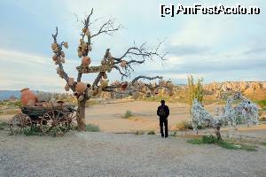 [P116] Iesirea din Goreme, spre Muzeul in aer liber » foto by nickro
 - 
<span class="allrVoted glyphicon glyphicon-heart hidden" id="av509785"></span>
<a class="m-l-10 hidden" id="sv509785" onclick="voting_Foto_DelVot(,509785,3573)" role="button">șterge vot <span class="glyphicon glyphicon-remove"></span></a>
<a id="v9509785" class=" c-red"  onclick="voting_Foto_SetVot(509785)" role="button"><span class="glyphicon glyphicon-heart-empty"></span> <b>LIKE</b> = Votează poza</a> <img class="hidden"  id="f509785W9" src="/imagini/loader.gif" border="0" /><span class="AjErrMes hidden" id="e509785ErM"></span>