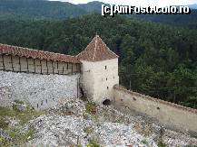[P47] Cetatea Rasnov - iunie 2011 » foto by ionescunic
 - 
<span class="allrVoted glyphicon glyphicon-heart hidden" id="av301699"></span>
<a class="m-l-10 hidden" id="sv301699" onclick="voting_Foto_DelVot(,301699,3588)" role="button">șterge vot <span class="glyphicon glyphicon-remove"></span></a>
<a id="v9301699" class=" c-red"  onclick="voting_Foto_SetVot(301699)" role="button"><span class="glyphicon glyphicon-heart-empty"></span> <b>LIKE</b> = Votează poza</a> <img class="hidden"  id="f301699W9" src="/imagini/loader.gif" border="0" /><span class="AjErrMes hidden" id="e301699ErM"></span>