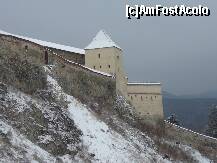[P19] Turnul si bastionul de la poarta, vazute de pe aleea de la baza zidurilor sudice » foto by Claudiu U.
 - 
<span class="allrVoted glyphicon glyphicon-heart hidden" id="av188752"></span>
<a class="m-l-10 hidden" id="sv188752" onclick="voting_Foto_DelVot(,188752,3588)" role="button">șterge vot <span class="glyphicon glyphicon-remove"></span></a>
<a id="v9188752" class=" c-red"  onclick="voting_Foto_SetVot(188752)" role="button"><span class="glyphicon glyphicon-heart-empty"></span> <b>LIKE</b> = Votează poza</a> <img class="hidden"  id="f188752W9" src="/imagini/loader.gif" border="0" /><span class="AjErrMes hidden" id="e188752ErM"></span>