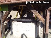 [P56] Fantana construita intre anii 1623 - 1640. Se observa trepiedul care sustine alpinistii decolmatori.  » foto by Marian Preda
 - 
<span class="allrVoted glyphicon glyphicon-heart hidden" id="av480630"></span>
<a class="m-l-10 hidden" id="sv480630" onclick="voting_Foto_DelVot(,480630,3588)" role="button">șterge vot <span class="glyphicon glyphicon-remove"></span></a>
<a id="v9480630" class=" c-red"  onclick="voting_Foto_SetVot(480630)" role="button"><span class="glyphicon glyphicon-heart-empty"></span> <b>LIKE</b> = Votează poza</a> <img class="hidden"  id="f480630W9" src="/imagini/loader.gif" border="0" /><span class="AjErrMes hidden" id="e480630ErM"></span>