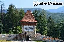 [P08] Turnul Bathory si expozitia de foto din filme cu Amza Pelea.  » foto by fregata
 - 
<span class="allrVoted glyphicon glyphicon-heart hidden" id="av459562"></span>
<a class="m-l-10 hidden" id="sv459562" onclick="voting_Foto_DelVot(,459562,3588)" role="button">șterge vot <span class="glyphicon glyphicon-remove"></span></a>
<a id="v9459562" class=" c-red"  onclick="voting_Foto_SetVot(459562)" role="button"><span class="glyphicon glyphicon-heart-empty"></span> <b>LIKE</b> = Votează poza</a> <img class="hidden"  id="f459562W9" src="/imagini/loader.gif" border="0" /><span class="AjErrMes hidden" id="e459562ErM"></span>