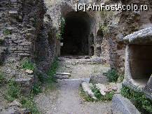 [P03] Grota celor 7 adormiti Efes - interiorul grotei » foto by biancuta
 - 
<span class="allrVoted glyphicon glyphicon-heart hidden" id="av95216"></span>
<a class="m-l-10 hidden" id="sv95216" onclick="voting_Foto_DelVot(,95216,3592)" role="button">șterge vot <span class="glyphicon glyphicon-remove"></span></a>
<a id="v995216" class=" c-red"  onclick="voting_Foto_SetVot(95216)" role="button"><span class="glyphicon glyphicon-heart-empty"></span> <b>LIKE</b> = Votează poza</a> <img class="hidden"  id="f95216W9" src="/imagini/loader.gif" border="0" /><span class="AjErrMes hidden" id="e95216ErM"></span>