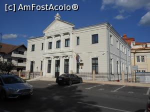 [P10] R&acirc;mnicu V&acirc;lcea - Pe Str. Carol I. » foto by iulianic
 - 
<span class="allrVoted glyphicon glyphicon-heart hidden" id="av1254806"></span>
<a class="m-l-10 hidden" id="sv1254806" onclick="voting_Foto_DelVot(,1254806,3601)" role="button">șterge vot <span class="glyphicon glyphicon-remove"></span></a>
<a id="v91254806" class=" c-red"  onclick="voting_Foto_SetVot(1254806)" role="button"><span class="glyphicon glyphicon-heart-empty"></span> <b>LIKE</b> = Votează poza</a> <img class="hidden"  id="f1254806W9" src="/imagini/loader.gif" border="0" /><span class="AjErrMes hidden" id="e1254806ErM"></span>