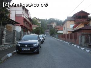 [P36] R&acirc;mnicu V&acirc;lcea - Pe Str. Colonel Bădescu, spre Hotel Panoramic. » foto by iulianic
 - 
<span class="allrVoted glyphicon glyphicon-heart hidden" id="av1254832"></span>
<a class="m-l-10 hidden" id="sv1254832" onclick="voting_Foto_DelVot(,1254832,3601)" role="button">șterge vot <span class="glyphicon glyphicon-remove"></span></a>
<a id="v91254832" class=" c-red"  onclick="voting_Foto_SetVot(1254832)" role="button"><span class="glyphicon glyphicon-heart-empty"></span> <b>LIKE</b> = Votează poza</a> <img class="hidden"  id="f1254832W9" src="/imagini/loader.gif" border="0" /><span class="AjErrMes hidden" id="e1254832ErM"></span>