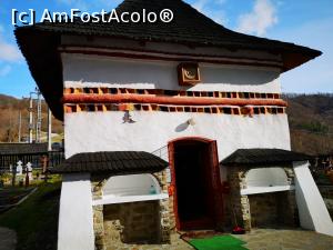 [P41] M&acirc;năstirea Comanca » foto by crismis
 - 
<span class="allrVoted glyphicon glyphicon-heart hidden" id="av1277826"></span>
<a class="m-l-10 hidden" id="sv1277826" onclick="voting_Foto_DelVot(,1277826,3601)" role="button">șterge vot <span class="glyphicon glyphicon-remove"></span></a>
<a id="v91277826" class=" c-red"  onclick="voting_Foto_SetVot(1277826)" role="button"><span class="glyphicon glyphicon-heart-empty"></span> <b>LIKE</b> = Votează poza</a> <img class="hidden"  id="f1277826W9" src="/imagini/loader.gif" border="0" /><span class="AjErrMes hidden" id="e1277826ErM"></span>